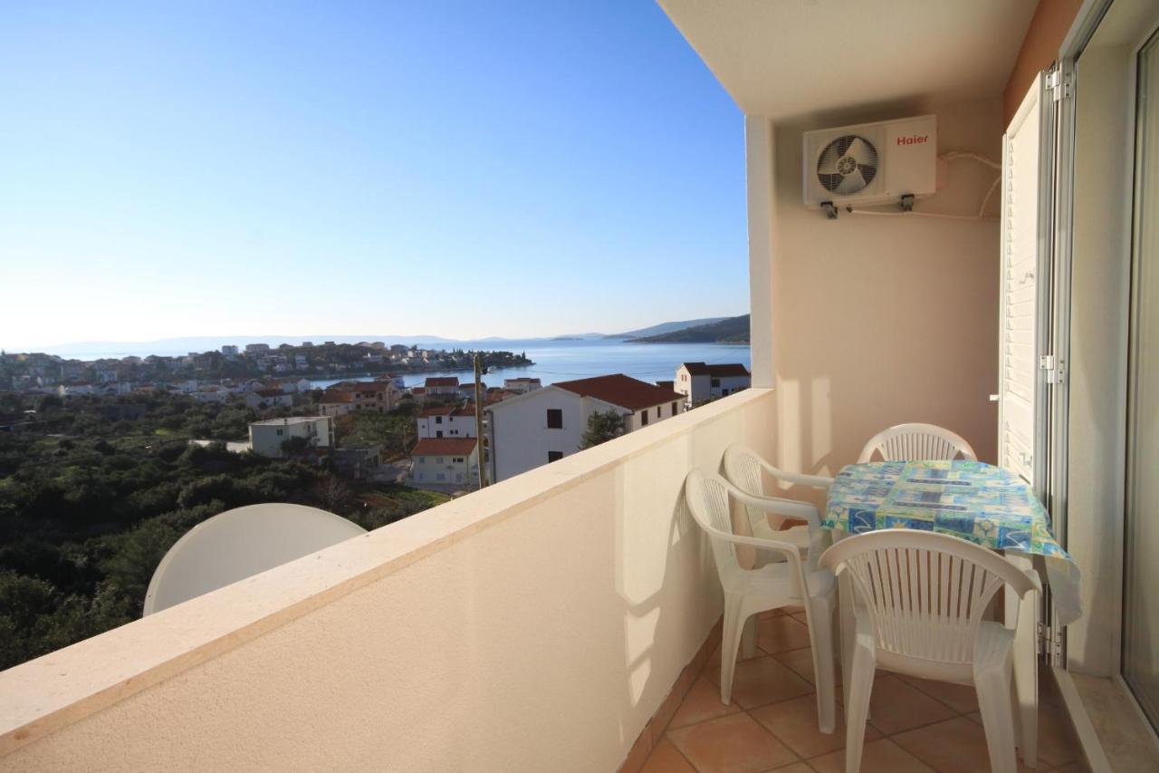 Apartments With A Parking Space Seget Vranjica, Trogir - 8507 Kültér fotó